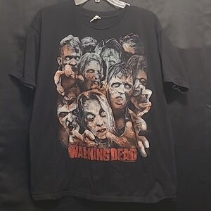 🧟‍♀️The Walking Dead Tee Size XL🧟‍♂️